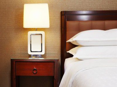 Sheraton Pittsburgh Airport Hotel 4*